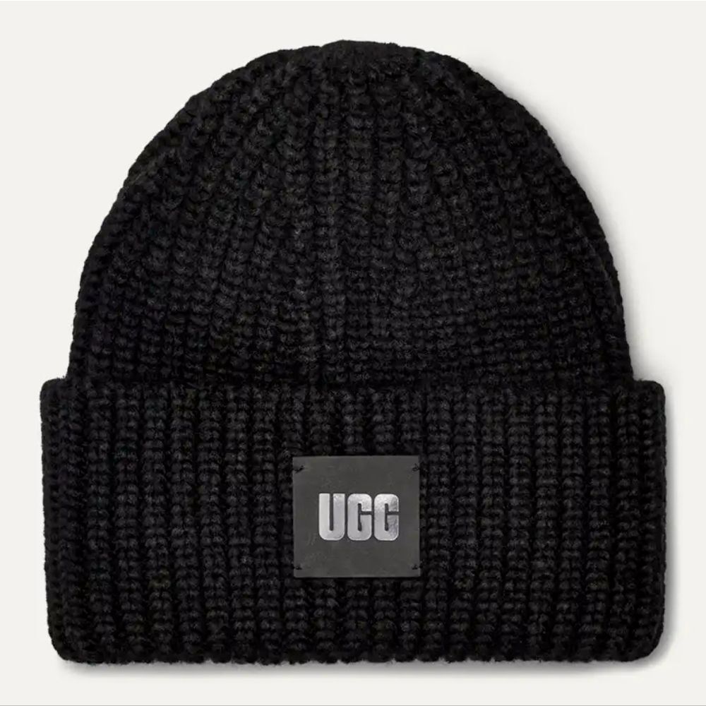 UGG Chunky Rib Beanie - Picture 1 of 3